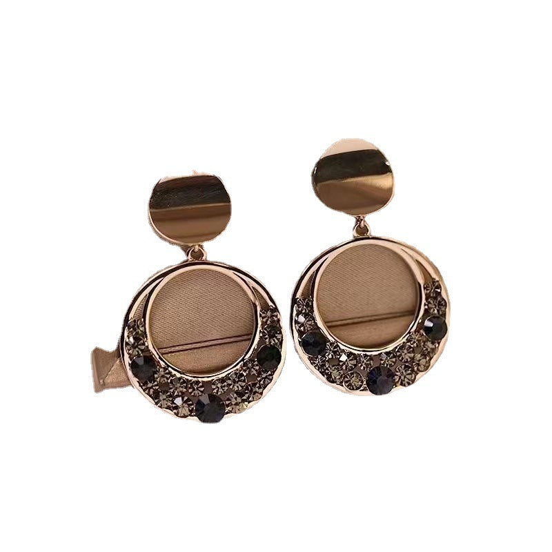 Round Diamond Earrings